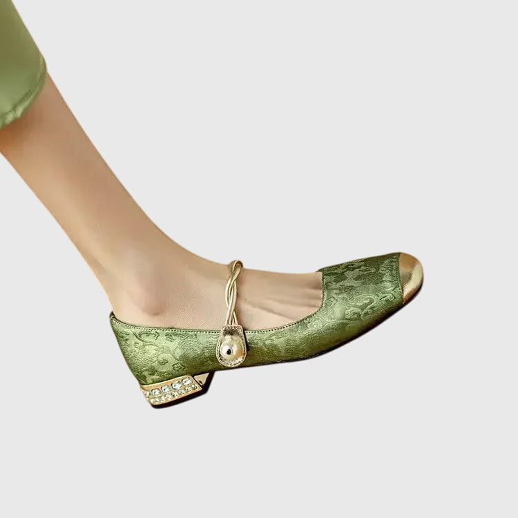 Cilia™ | Sandals
