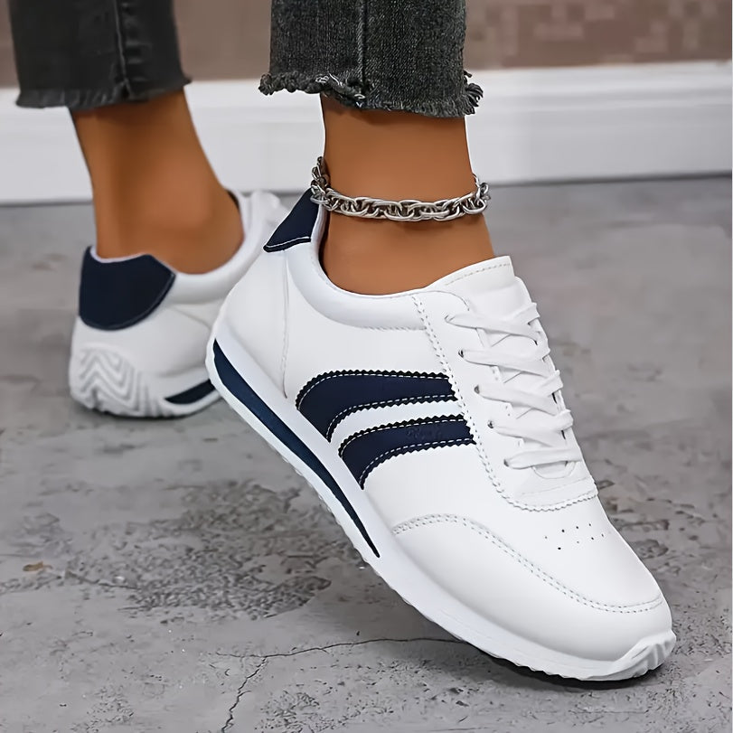 Chloe - Lightweight Sneakers