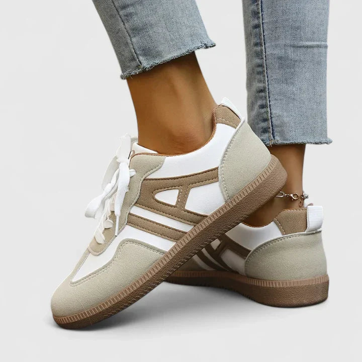 Delyziah | Sneakers