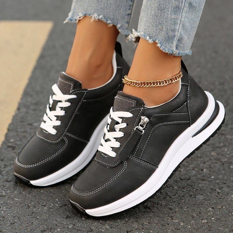 Lacey | Sneaker
