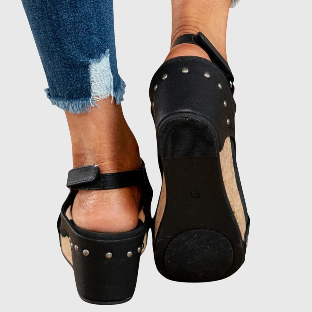 Adela™ | Sandals