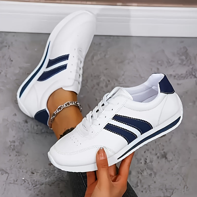 Chloe - Lightweight Sneakers