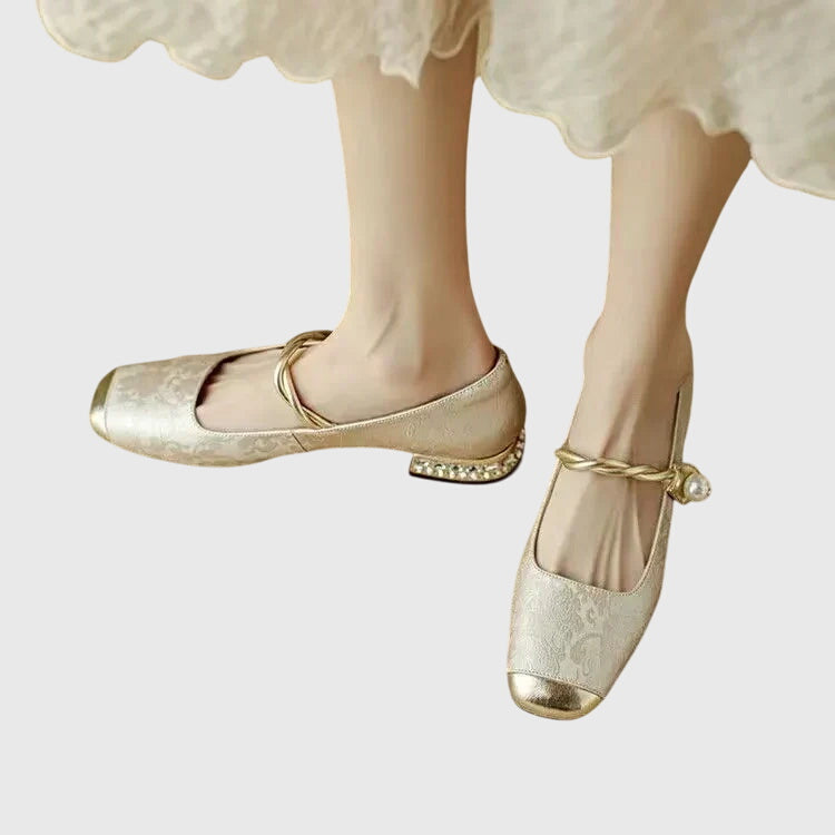 Cilia™ | Sandals