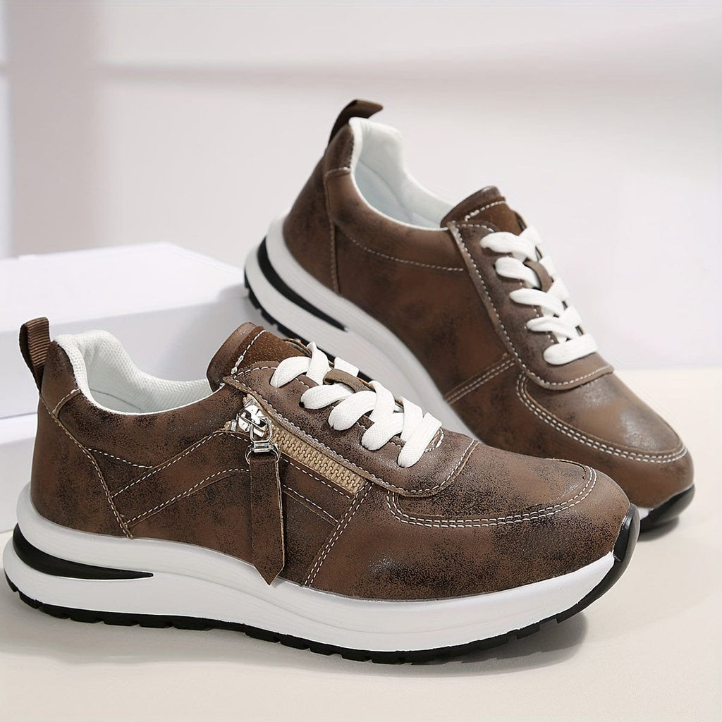 Lacey | Sneaker