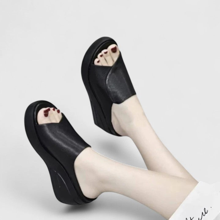 Celionette | Wedge Sandals
