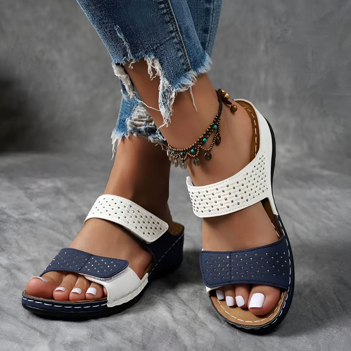 Lynn - Elegant Sandals