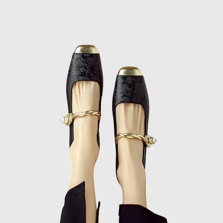 Cilia™ | Sandals